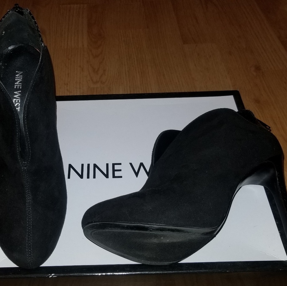 Ankle boots